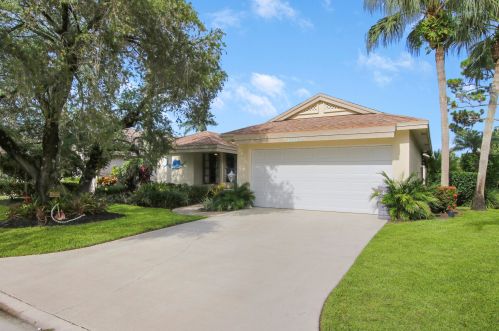 13312 Touchstone Ct, West Palm Beach, FL 33418-6965