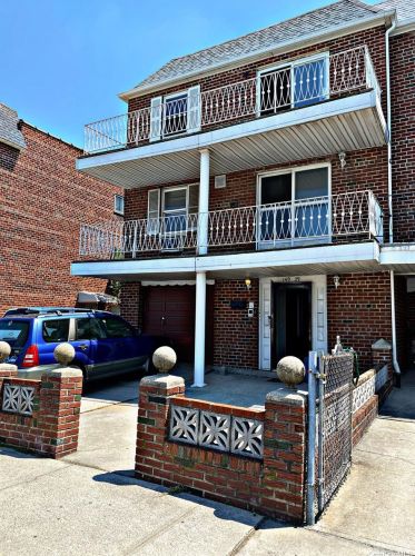149-29 84th St, Jamaica, NY 11414-2416