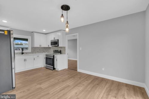 38 Parish Ln, Willingboro NJ  08046-2708 exterior