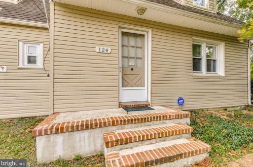 120 Lejune Rd, Riverton, NJ 08077-2118