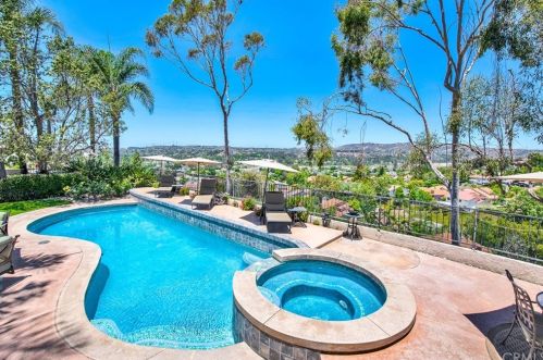 1044 Encanto St, Orange, CA 92869-1309