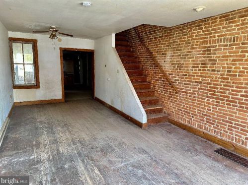 647 Queen St, Lancaster, PA 17603-5649