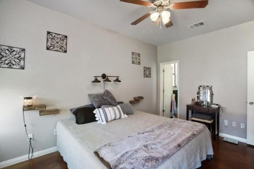 4514 Credo Ln, Austin TX 78725-2929 exterior