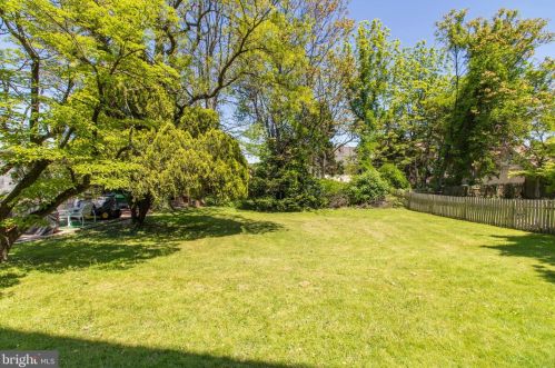 2325 Old Welsh Rd, Willow Grove PA  19090-4623 exterior