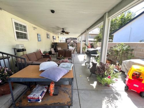 3956 Via San Jose, Riverside CA  92504-3050 exterior