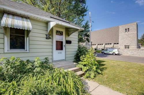 1458 Almond Ave, Saint Paul, MN 55108-2536