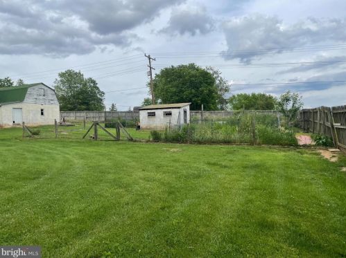 3756 Withers Larue Rd, Charles Town WV  25414-5425 exterior