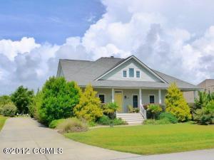 506 Blue Heron Dr, Newport NC  28570-8008 exterior