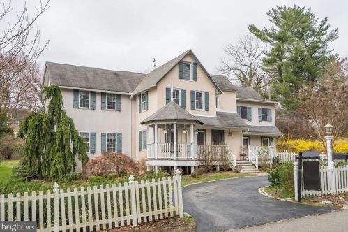 224 Warren Ave, Berwyn, PA 19312-1642