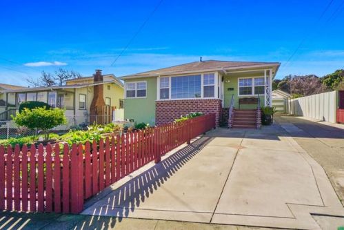 1501 Nob Hill Ave, Pinole, CA 94564-2426