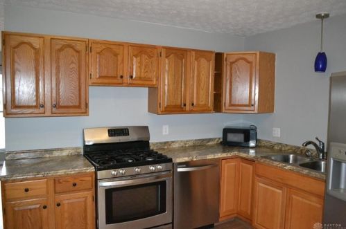 3304 Eastham St, Springfield OH  45503-1708 exterior