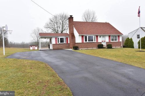 2526 Rhoads Rd, Gilbertsville, PA 19525-9174