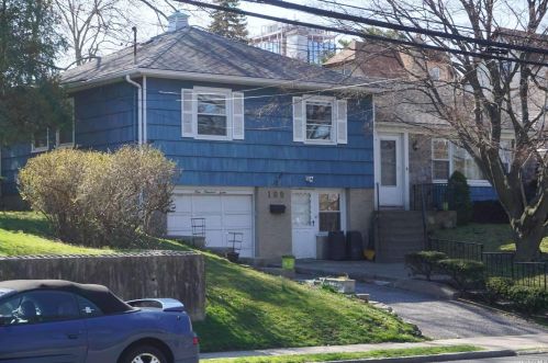109 Echo Ave, New Rochelle, NY 10801-5731