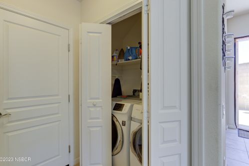 1345 Dolcetto Ln, Santa Maria CA  93458-6326 exterior