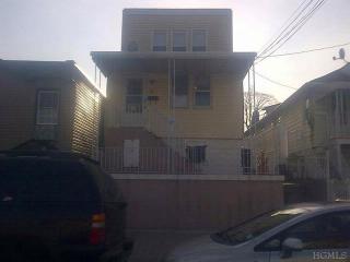 353 Underhill Ave, Bronx, NY 10473-3023