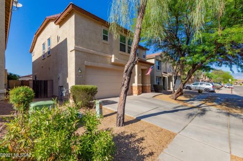 10397 Malta St, Tucson, AZ 85747-5948