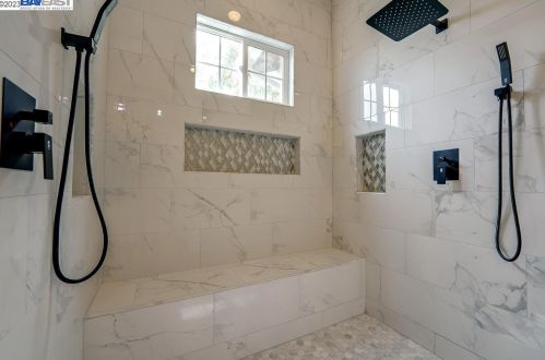 8765 Wild Iris Dr, Gilroy CA  95020-7935 exterior