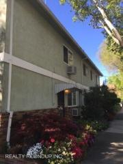 2130 13th St, Sacramento CA  95818-1469 exterior