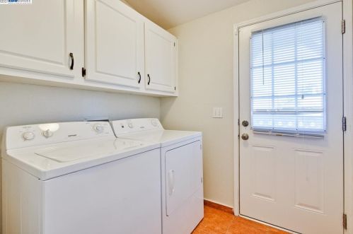 503 Willow Ave, Hayward CA  94541-2424 exterior