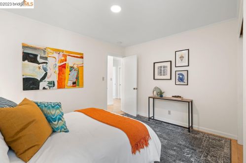 3557 Klamath St, Oakland CA 94602-4126 exterior