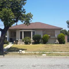 1525 138th St, Compton, CA 90222-3231
