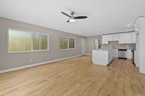 234 68th St, Long Beach CA  90805-1212 exterior