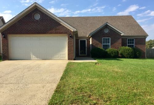 3064 Town Branch Rd, Lexington, KY 40511-8835