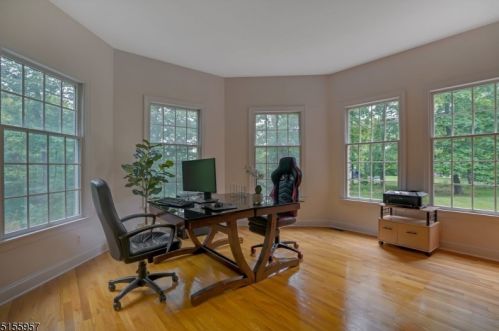 8 Forest View Dr, Martinsville NJ  08836-2039 exterior