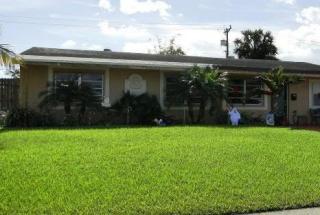 7010 Harding St, Hollywood, FL 33024-3826