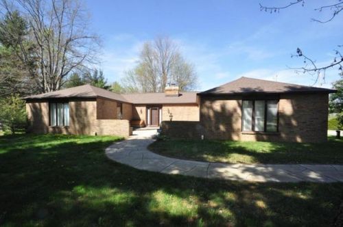 7610 Palmer Rd, Pataskala, OH 43062-9024