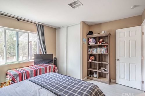 18318 Eucalyptus Ave, Lake Elsinore CA  92532-2084 exterior