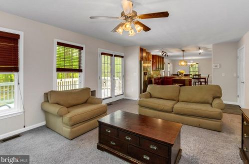 60 Kinsley Ln, Fredericksburg VA  22406-4089 exterior