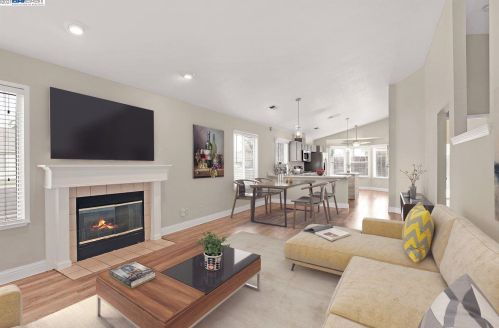 5596 Aspen Ln, Riverbank, CA 95367-3851