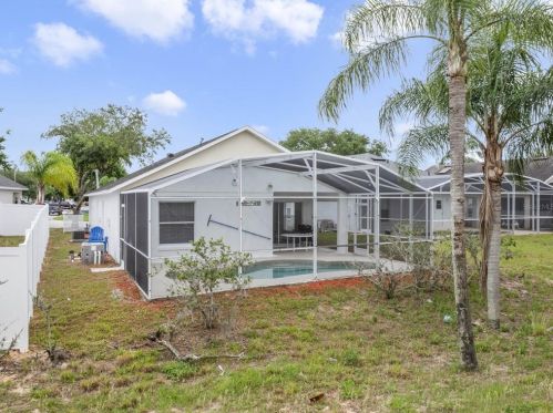 610 Sonja Cir, Davenport FL 33897-7410 exterior