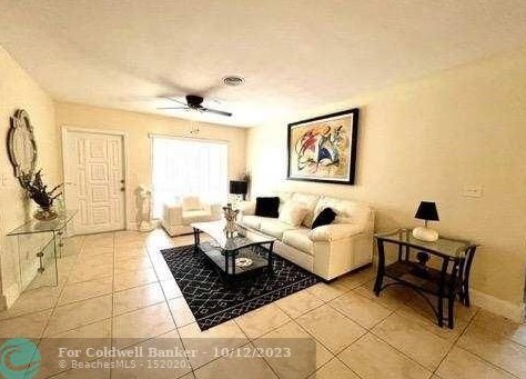 1317 28th Ave, Hollywood FL  33020-5609 exterior