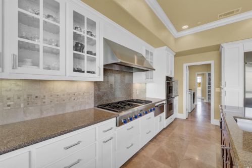 3959 Skyhawk Ln, Vacaville CA  95688-9516 exterior