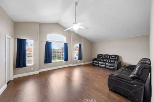 31695 Corte Rosario, Temecula CA  92592-6479 exterior