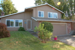 2096 Linden Pl, Damascus, OR 97080