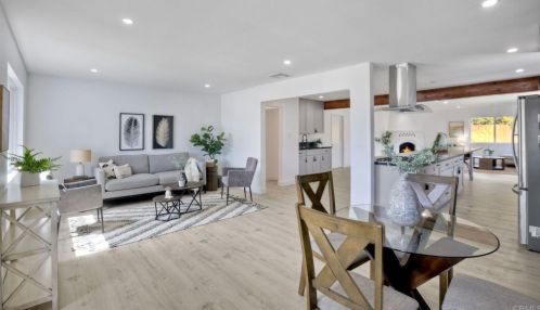 1442 Burroughs St, Oceanside CA  92054-5431 exterior