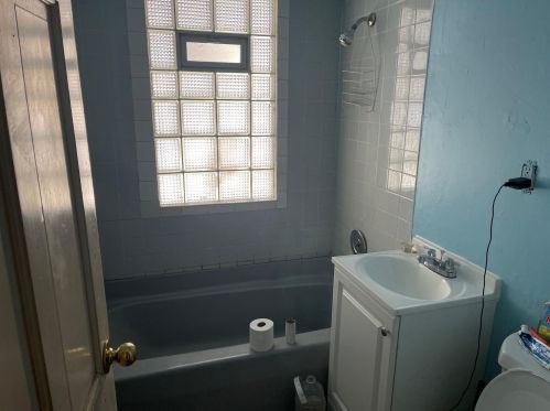 5194 63, Milwaukee WI 53213-4173 exterior