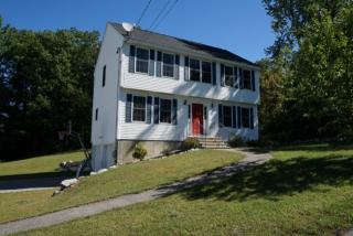 8 Pitarys Dr, Nashua NH  03062-1610 exterior