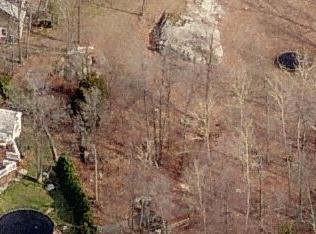 158 Tuckers Corners Rd, Highland, NY 12528-2229