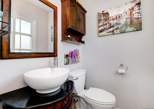 925 Finch St, El Cajon CA  92020-1428 exterior