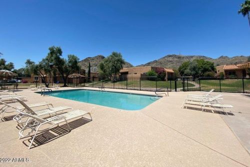 10209 8th Pl, Phoenix AZ  85020-1586 exterior