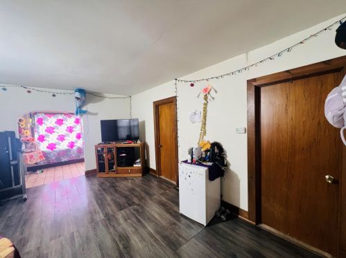 2013 70, Milwaukee WI 53213-1947 exterior