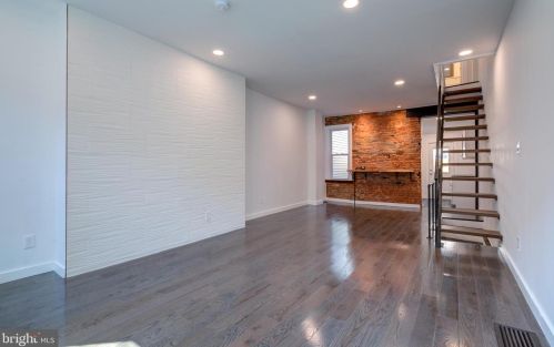 121 Mercy St, Philadelphia PA  19148-2613 exterior