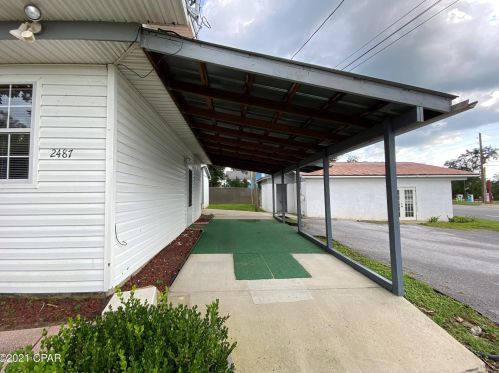 2487 3 Ave, Alford FL  32420-6847 exterior