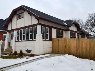 206 Rollin St, Edgerton, WI 53534-1118