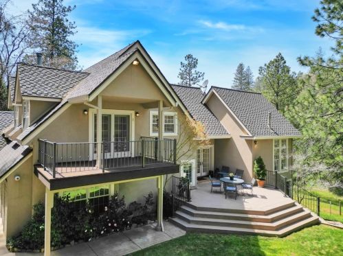 18880 Blackhawk Ct, Grass Valley CA  95949-8324 exterior