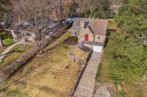 3230 Arapahoe Rd, Pittsburgh, PA 15241-1137